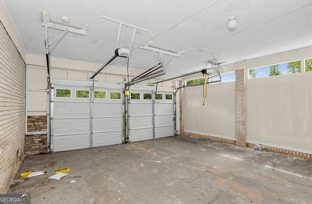 1127 Renee Drive, Decatur, GA 30035