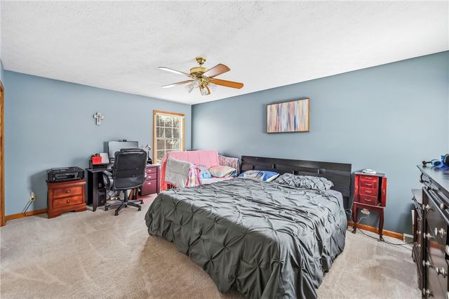 1359 Highland Rd, Sharon, PA 16146