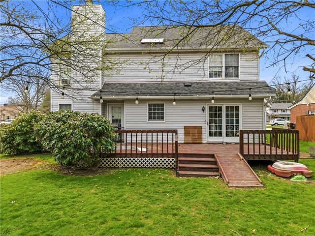 1359 Highland Rd, Sharon, PA 16146