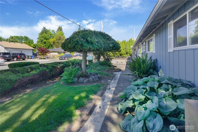 1512 5th Avenue SW, Puyallup, WA 98371