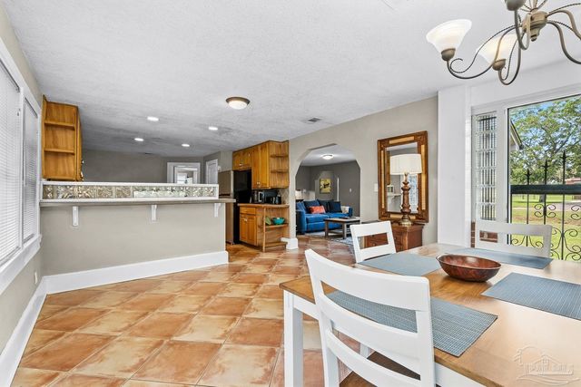 1000 W Lee St, Pensacola, FL 32501
