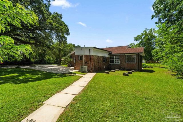 1000 W Lee St, Pensacola, FL 32501
