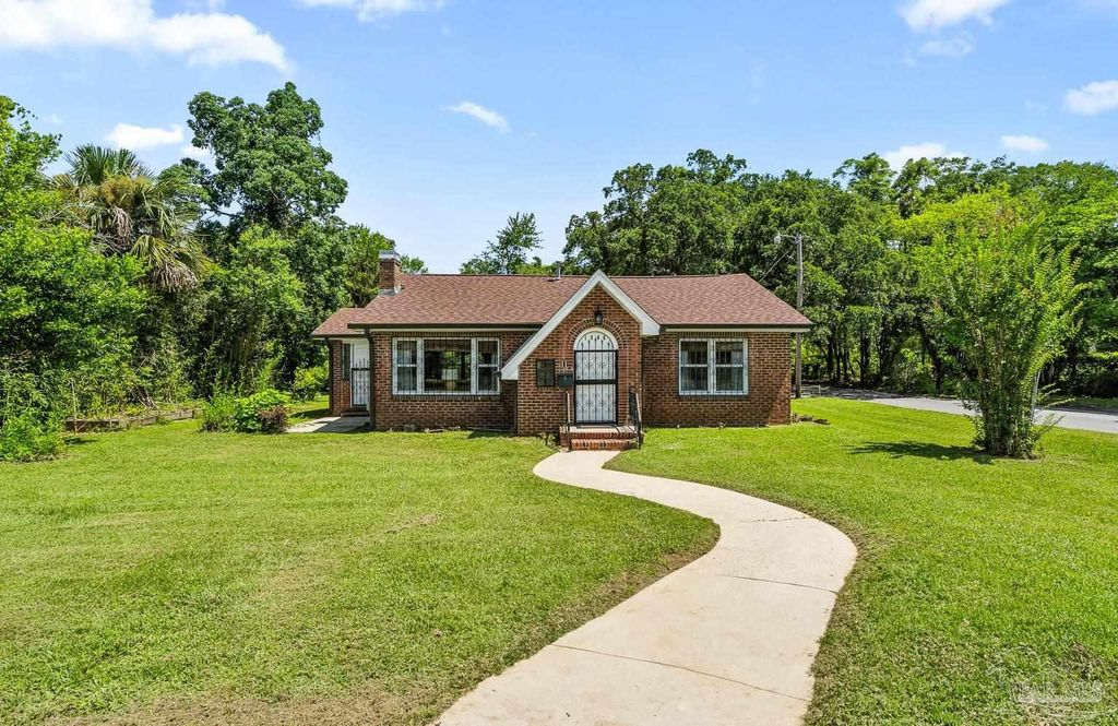 1000 W Lee St, Pensacola, FL 32501