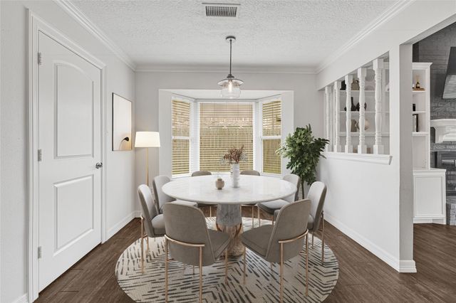 9611 Pinehurst Street, Baytown, TX 77521