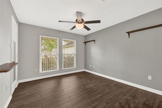 9611 Pinehurst Street, Baytown, TX 77521