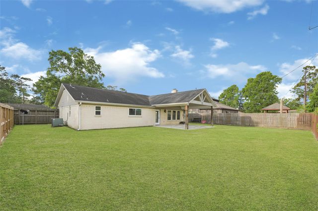 9611 Pinehurst Street, Baytown, TX 77521