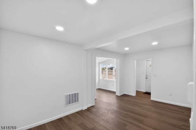43 Nakomis Path, Lincoln Park Boro, NJ 07035