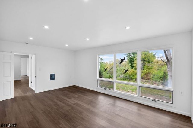 43 Nakomis Path, Lincoln Park Boro, NJ 07035