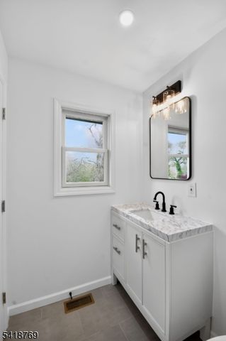 43 Nakomis Path, Lincoln Park Boro, NJ 07035