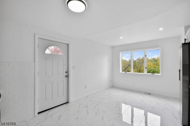 43 Nakomis Path, Lincoln Park Boro, NJ 07035