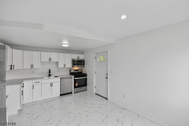 43 Nakomis Path, Lincoln Park Boro, NJ 07035