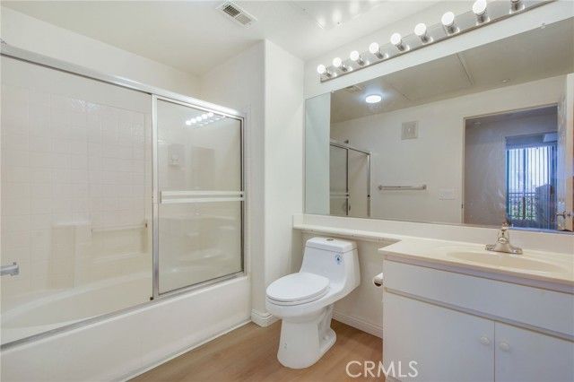 9229 Regents L406, La Jolla (san Diego), CA 92037