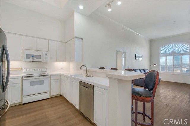 9229 Regents L406, La Jolla (san Diego), CA 92037