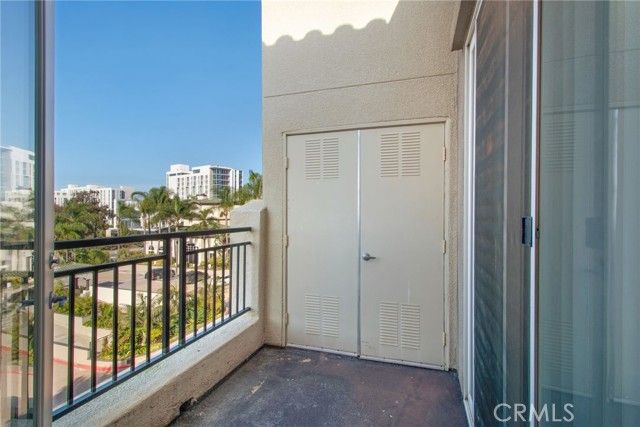 9229 Regents L406, La Jolla (san Diego), CA 92037