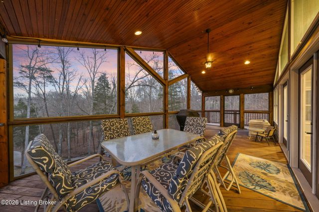 102 Whipperwill Dr, Clarkson, KY 42726