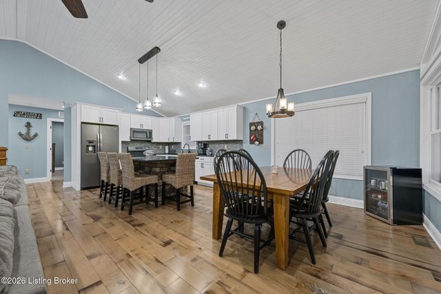 102 Whipperwill Dr, Clarkson, KY 42726