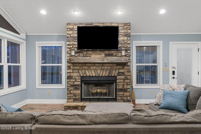 102 Whipperwill Dr, Clarkson, KY 42726