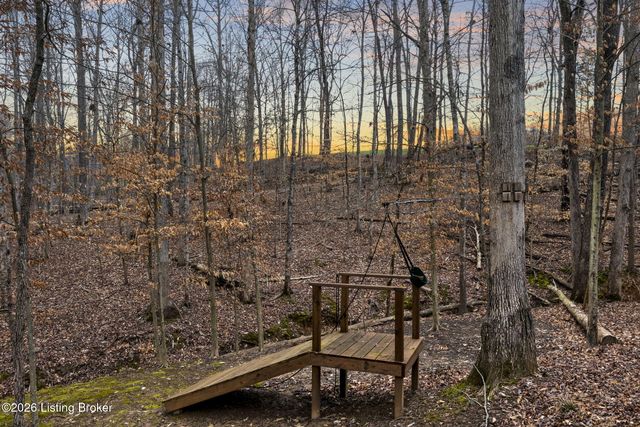 102 Whipperwill Dr, Clarkson, KY 42726