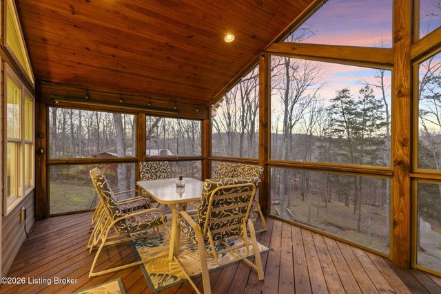 102 Whipperwill Dr, Clarkson, KY 42726