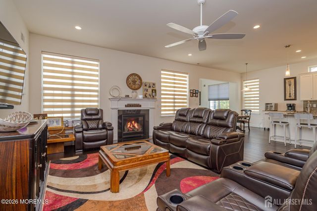 7 Ryder Court, Monroe, NJ 08831