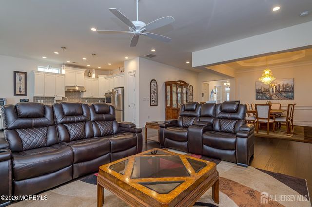 7 Ryder Court, Monroe, NJ 08831