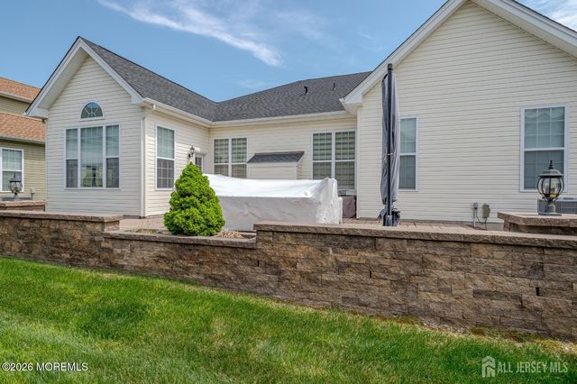 7 Ryder Court, Monroe, NJ 08831