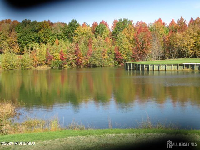 7 Ryder Court, Monroe, NJ 08831