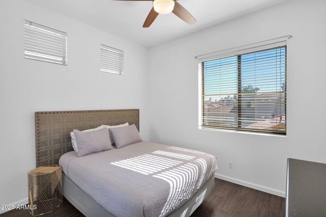 8270 N HAYDEN Road 2013, Scottsdale, AZ 85258