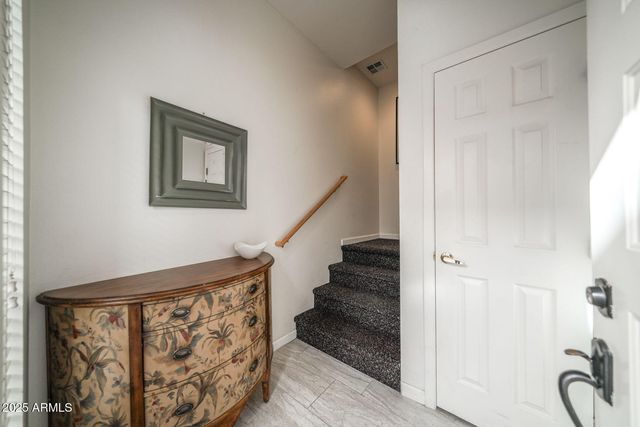 8270 N HAYDEN Road 2013, Scottsdale, AZ 85258