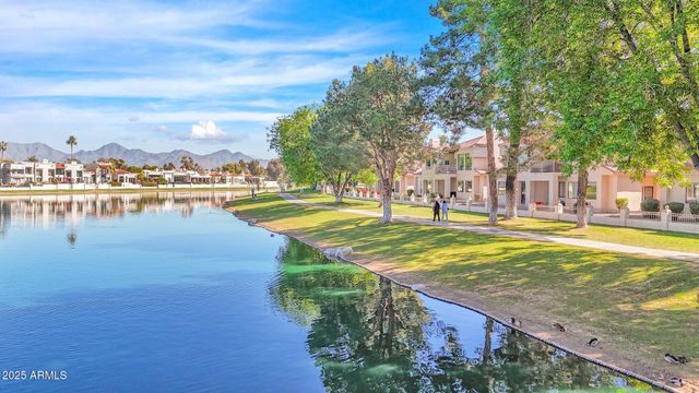 8270 N HAYDEN Road 2013, Scottsdale, AZ 85258