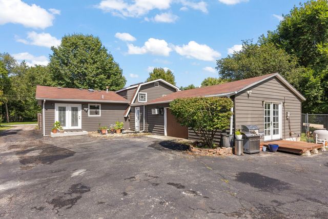 738 Church Street, Batavia, IL 60510