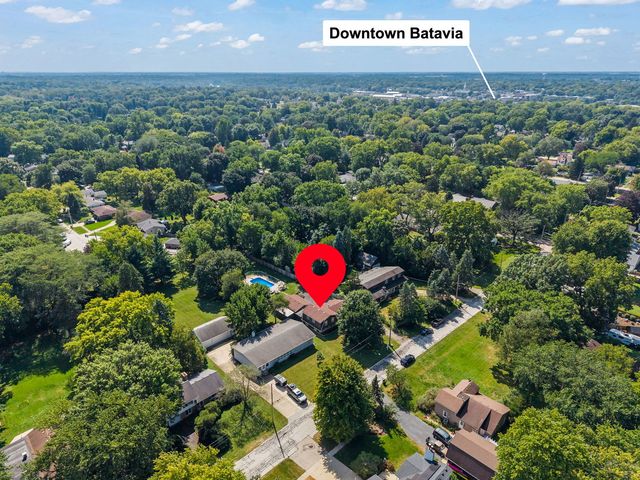 738 Church Street, Batavia, IL 60510