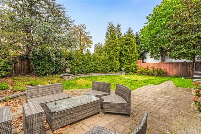13839 11th Avenue, Malba, NY 11357