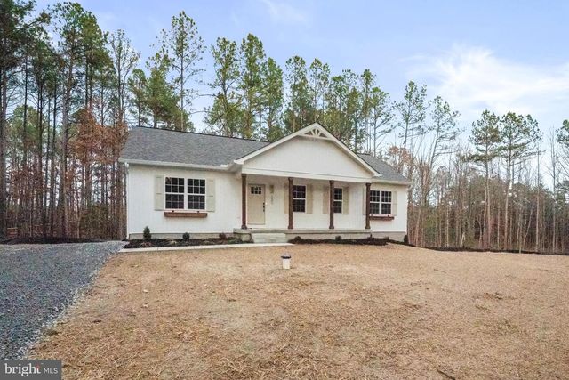 1080 EASTHAM RD, Bumpass, VA 23024