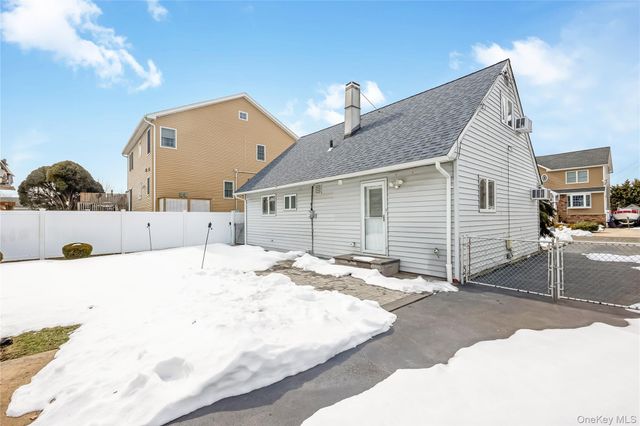 2477 Freeport Street, Wantagh, NY 11793