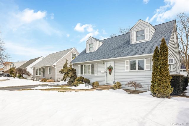 2477 Freeport Street, Wantagh, NY 11793