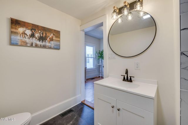 610 East Myrtle Avenue, Johnson City, TN 37601