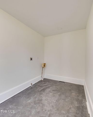 610 East Myrtle Avenue, Johnson City, TN 37601