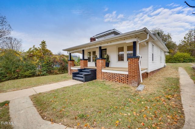 610 East Myrtle Avenue, Johnson City, TN 37601