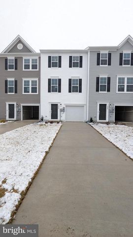 250 COOPERAGE RD, Inwood, WV 25428