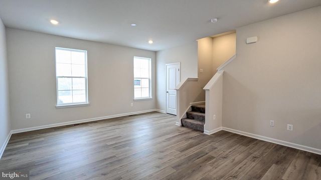 250 COOPERAGE RD, Inwood, WV 25428