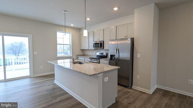 250 COOPERAGE RD, Inwood, WV 25428