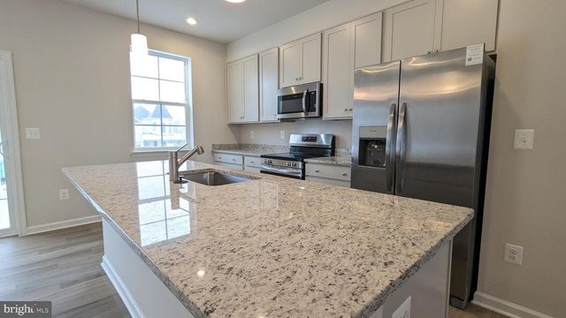 250 COOPERAGE RD, Inwood, WV 25428