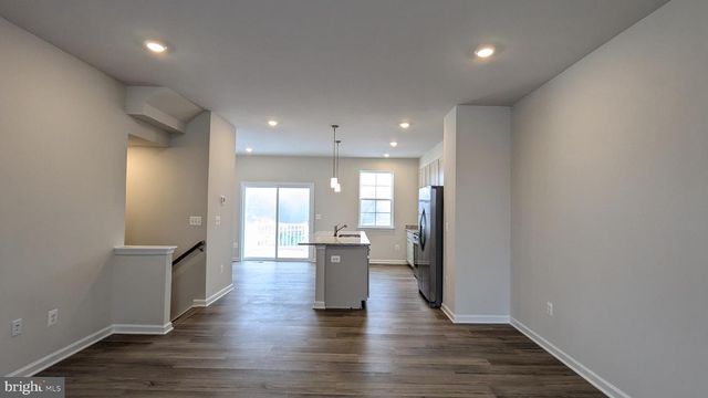 250 COOPERAGE RD, Inwood, WV 25428