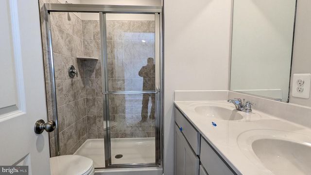 250 COOPERAGE RD, Inwood, WV 25428