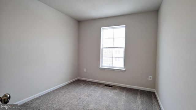 250 COOPERAGE RD, Inwood, WV 25428