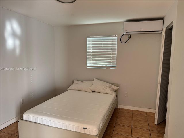 621 NW 19th Ave Back, Miami, FL 33125