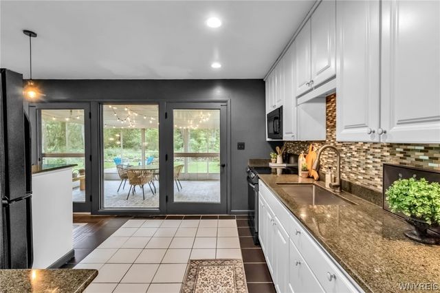 449 Kenwood Drive, Lewiston, NY 14092