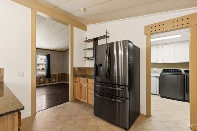 5339 W Boone Ct, Boise, ID 83705