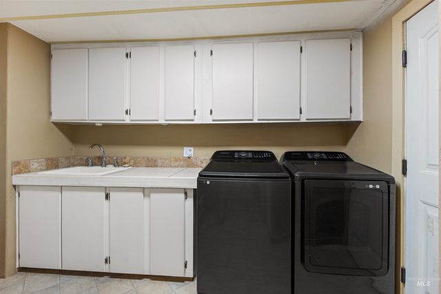 5339 W Boone Ct, Boise, ID 83705